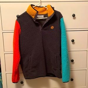 Fuzzy Dutch Bros Crewneck/Pullover